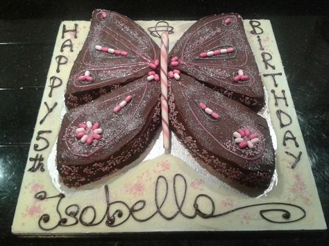 butterfly chocolate cake Chocolate Butterfly Cake, Butterfly Chocolate, Chocolate Butterfly, Chocolate Butterflies, Butterfly Cake, Butterfly Cakes, Butterfly Birthday, Chocolate Cake, Cake Decorating