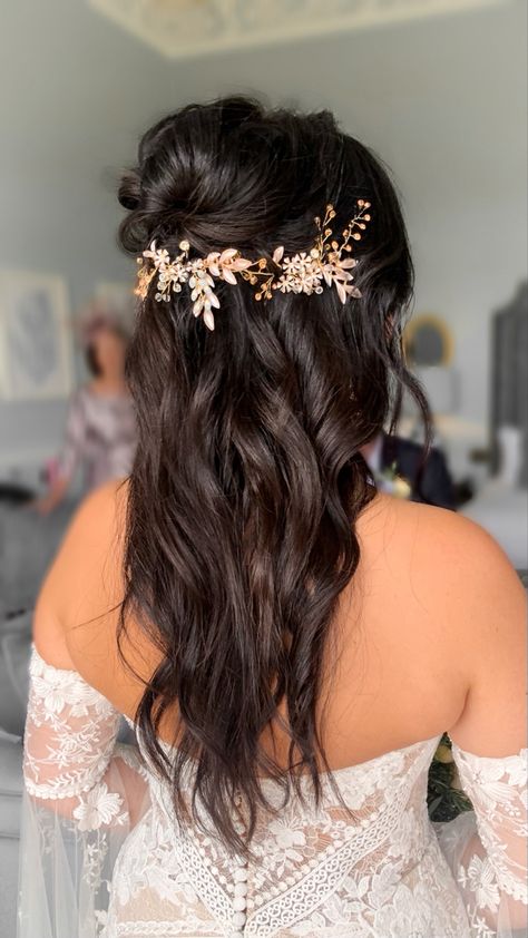 Partly Up Wedding Hair, Dark Wedding Hair Down, Boho Wedding Hair Brunette Half Up, Wedding Hair Down With Headpiece, Wedding Hairstyles Brunette Half Up, Glad Up Half Down Wedding Hair, Half Up Half Down Wedding Hair Dark Brown, Boho Wedding Hairstyles Dark Hair, Wedding Half Up Hair With Veil