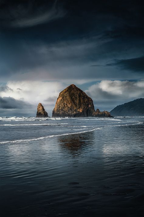 Pacific Northwest Wonders on Behance Canon Beach Oregon, Canon Beach, Pacific Northwest Art, West Art, Ocean Pictures, Cannon Beach, I Am So Happy, Landscape Scenery, Scenic Routes