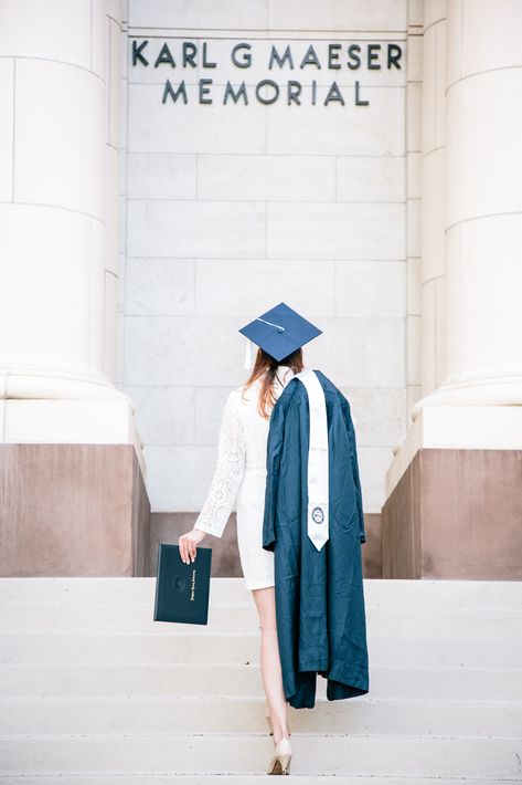 Great ideas and places to take photos specifically for your BYU Provo graduation.  When I wanted photo ideas for graduation, the only resources I had were photos taken at other college campuses. So here are some great places to have a grad photoshoot specifically for BYU Provo grads. Byui Graduation Photos, Byu Graduation Pictures, Byu Aesthetic, College Campus Photoshoot, Mba Graduation Pictures, Couple Graduation Pictures College, College Graduation Aesthetic, Byu Graduation, Pre Convo