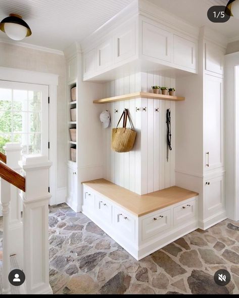 Functional Mudroom Farmhouse, Corner Mudroom Built Ins, Boot Rooms Country, Country Boot Room, Country House Boot Room, Corner Mudroom Ideas, Boot Room Utility, Small Mudroom Ideas, Mudroom Remodel