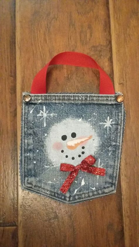 Pocket Craft, Denim Crafts Diy, 12 December, Denim Crafts, Snowman Crafts, Fabric Christmas Ornaments, Christmas Ornament Crafts, Christmas Sewing, Christmas Ornaments To Make