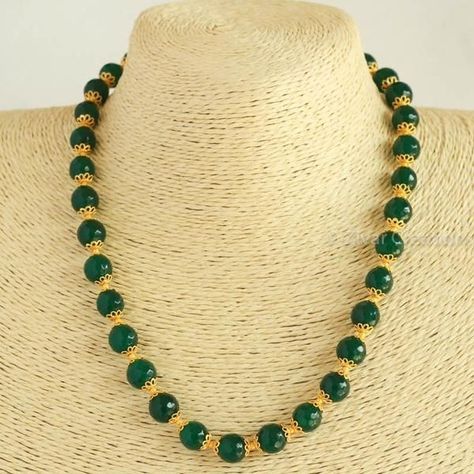 Green Beaded Necklace Designs, Green Beads Jewellery Designs, Beads Necklace Indian, Beads Haram, Gold Pearl Jewelry, Choker Necklace Designs, Gold Items, Beads Collection, Fancy Jewelry Necklace