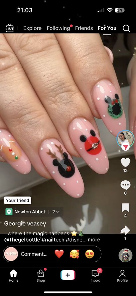 Mickey Christmas Nails, Mickey Mouse Christmas Nails, Mickey Nails, Disney Nail, Mickey Christmas, Mickey Mouse Christmas, Disney Nails, Xmas Nails, Santa Hat