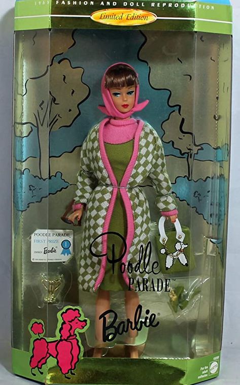 1965 Fashion, American Girl Hairstyles, Original Barbie Doll, Mod Barbie, Girl Barbie, Checked Coat, Green Jumper, Green Jumpers, Vintage Poodle