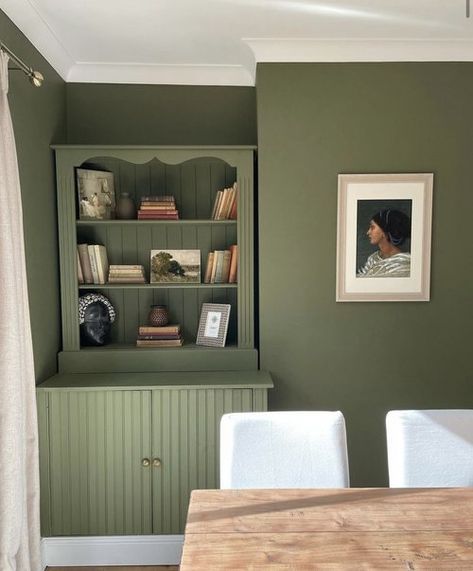 Choosing the Best Green Paint Colours for Your Home Blanched Thyme Valspar, Grey Green Paint Color, Green Paint Colours, Cozy Home Library, Green Grey Paint, Light Green Walls, Green Painted Walls, Painted Paneling Walls, Best White Paint