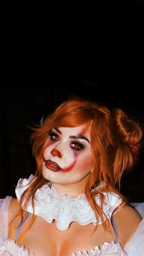 Killer Clown Costume Women, Clown Photoshoot, Pennywise Halloween Costume, Tess Christine, Clown Costume Women, Best Amazon Finds, Spooky Halloween Costumes, Holloween Makeup, Horror Halloween Costumes