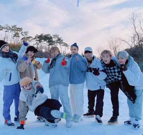 #skz #skzworlddomination #straykids Skz Widgets, Skz Ot8, Stray Kids Ot8, Light Blue Aesthetic, Cute Beanies, Kids Groups, Chris Chan, Skz In Cute, Savage Kids