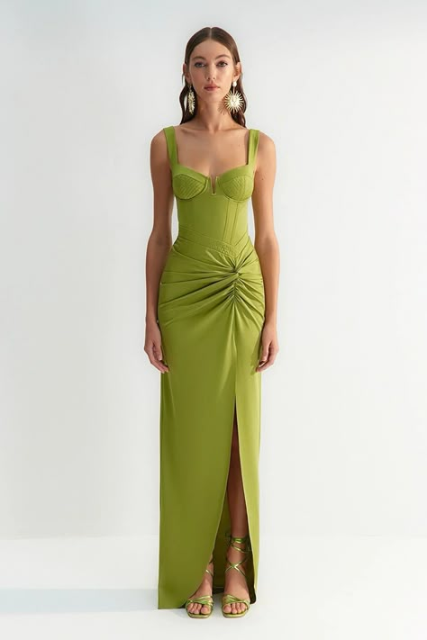 Sage Green Bodycon Midi Dress, Light Green Gown Elegant, Summer Formal Dresses Long, High Low Evening Dresses Elegant, Light Green Evening Dress, Wedding Guest Dress Off The Shoulder, Wedding Guest Dress Italy Summer, Cool Formal Dresses, Colorful Formal Dress