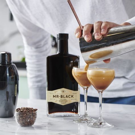 Frothy Espresso Martini, Espresso Martini Pitcher, The Best Espresso Martini, Mr Black Espresso Martini, Espresso Martini Recipes, Perfect Espresso Martini, Batch Espresso Martini, Best Espresso Martini Recipe, Espresso Cocktails