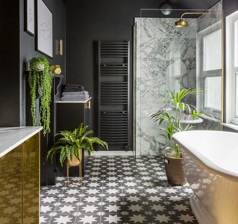 Black Marble Bathroom, Marble Bathroom Designs, Gold Bad, Black And Gold Bathroom, Dark Bathrooms, Neutral Bathroom, Art Deco Bathroom, Bad Inspiration, Decor Baie