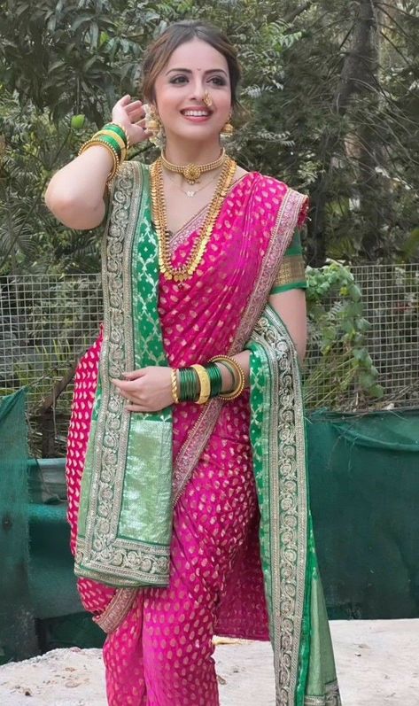 Saree Bride, Shrenu Parikh, Bridal Makeup Images, Bridal Sarees South Indian, Makeup Images, Neha Sharma, Saree Photoshoot, Beautiful Smile Women