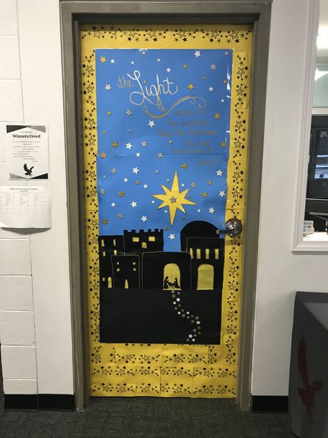 Christmas door contest John 1:5 Nativity Door Decorations For School, Biblical Christmas Door Decorations, Religious Christmas Classroom Door Ideas, Christmas Door Decorating Contest Religious, Nativity Door Decorating Contest, Christmas Office Door Decorating Contest, Biblical Christmas, Chrismas Crafts, Diy Christmas Door Decorations