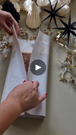 Pretty Gift Wrapping Ideas, Volunteer Gifts, Gift Wrapping Techniques, Creative Gift Wraps, Quilled Creations, Gift Wrapping Inspiration, Gifts Wrapping Diy, Simple Gift Wrapping, Easy Paper Crafts Diy