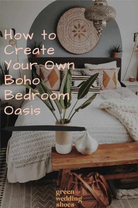 We're talking boho bedroom decor and how you can get this look yourself. Bring on the baskets, macrame, and plants galore! Above Bed Boho Decor, Boho Bedroom Wall Decor Above Bed, Decor Above Headboard, Baskets Above Bed, Boho Above Bed Decor, Diy Boho Wall Decor, Bedroom Decor Above Bed, Home Interior Bedroom, Boho Wall Decor Bedroom