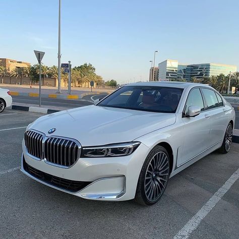 Bmw 3 Series Gt, Bmw 740, Bmw 745li, Luxury Sedans, Bmw Classic Cars, Bmw Motors, Lifestyle Goals, Luxurious Cars, Alfa Romeo Cars