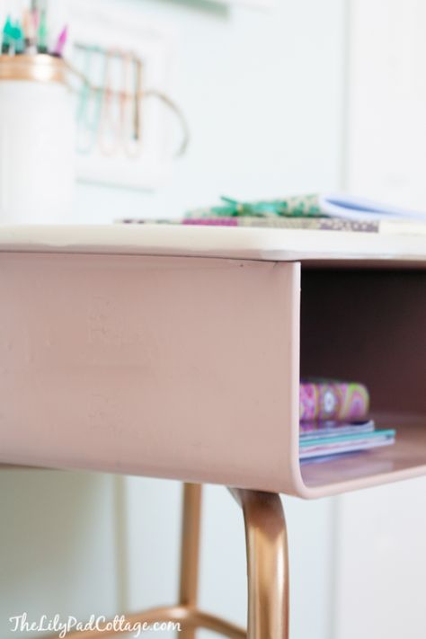 Vintage Kids Desk turned Pink Crafting Goodness - The Lilypad Cottage ***Ballet Slipper from Krylon and Gold Metallic spray paint by Rustoleum.*** School Desk Redo, Painted School Desks, School Desk Makeover, Metal Desk Makeover, Homeschool Room Decor, Ikea Hack Kids, Pink Spray Paint, Lilypad Cottage, Desk Makeover Diy