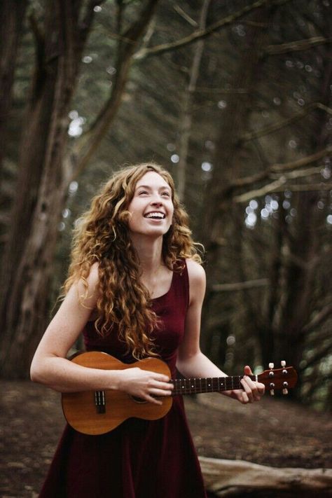 Serene uke smile Diane Villadsen, Ukulele Photography, Music Photoshoot, Winter Shoot, Red Clothes, Musician Portraits, Musician Photography, Best Guitar Players, Happy Music