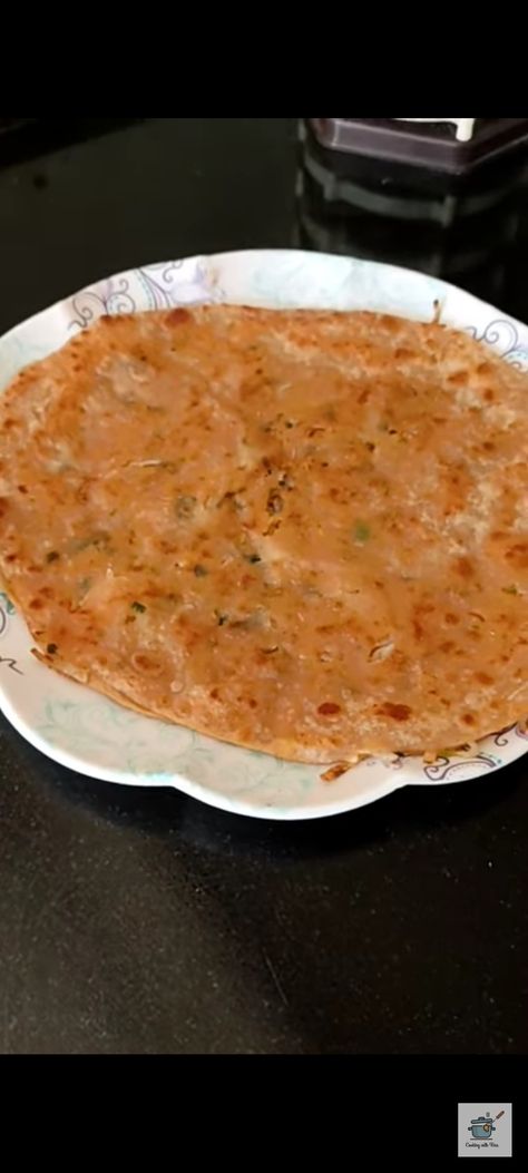 Muli vala pratha | vegetable Pratha | Reddish recipes | Pakistani Dish Recipes Pakistani, Pakistani Dishes, Roti Recipe, Videos Youtube, Bread, Ethnic Recipes, Quick Saves, Instagram