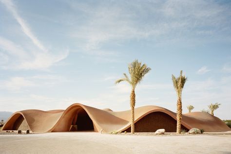 Golf Clubhouse, Golf Academy, Parametric Architecture, Architectural Photographers, Residential Apartments, Architecture Photo, Desert Landscaping, Beautiful Buildings, Landscape Architect