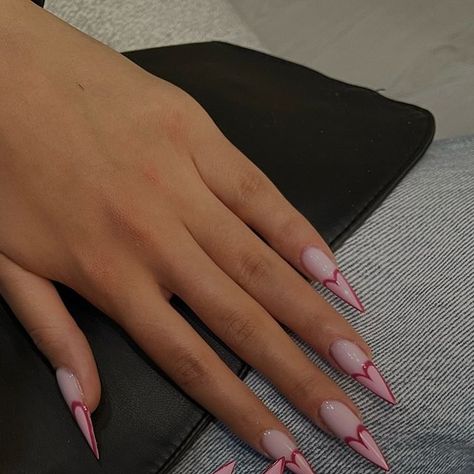 @serein.nails on Instagram Stilletos Nails Short, French Tip Almond Acrylic Nails, Nail Ideas Stiletto, Stiletto French Tip, Vogue Nails, Sharp Nails, Nails Quotes, Long Acrylic Nail Designs, Drip Nails