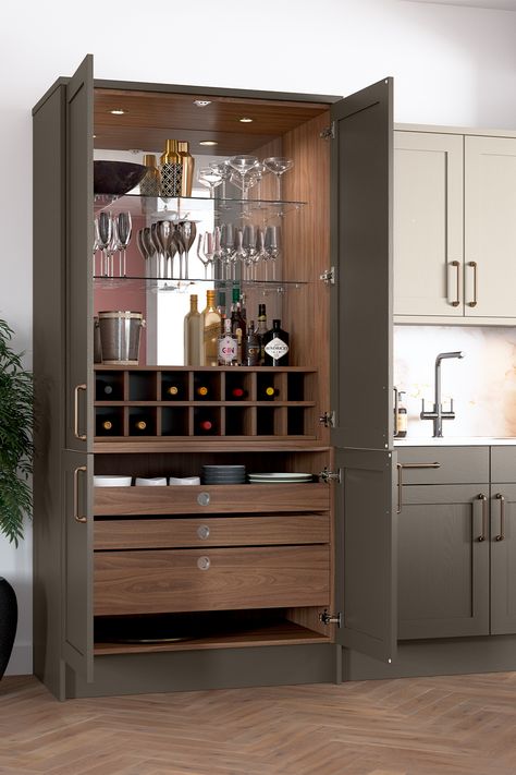 Bar Cabinet Design, Modern Bar Cabinet, Home Bar Areas, Home Bar Cabinet, Kitchen Cupboard Storage, Home Bar Rooms, Bar In Casa, Modern Home Bar, Bar Sala