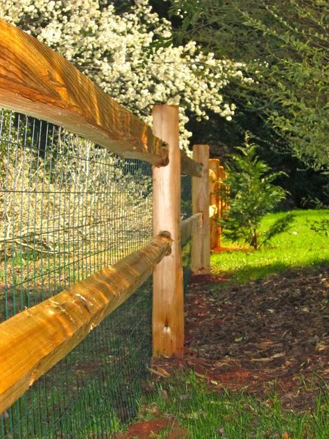 Fence With Wire, Split Rail Fence, Rustic Fence, Building A Fence, Front Yard Fence, Rail Fence, Farm Fence, Pool Fence, Fence Landscaping