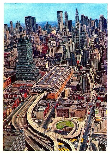 Port Authority bus terminal. Lincoln Tunnel, Newyork Manhattan, Nyc Living, Voyage New York, I Love Nyc, Bus Terminal, 42nd Street, Ny City, Port Authority