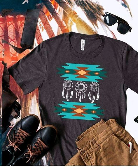 Native American Tshirt Designs, Native American T Shirts, Bob Marley Art, Pow Wow, Heritage Fashion, Made Clothing, Art T Shirt, Native American Art, Bob Marley