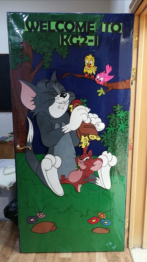 Tom and Jerry Theme Cartoon Theme Classroom Decoration, Cartoon Theme Decoration Ideas, Cartoon Door Decorations Classroom, Tom And Jerry Decorations, Disney Door Decorations Classroom, Class Door Decorations, Tom Und Jerry, Room Activities, Blackboard Art