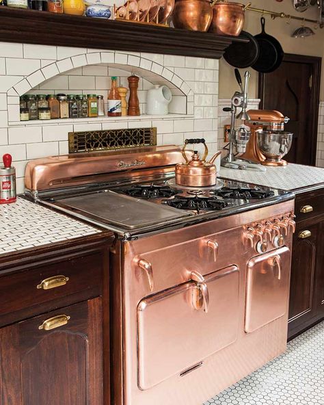 1930s Kitchen, No Upper Cabinets, Popular Kitchen Designs, Fresh Kitchen, Copper Cookware, Popular Kitchens, Cottage Kitchens, French Cottage, Copper Kitchen