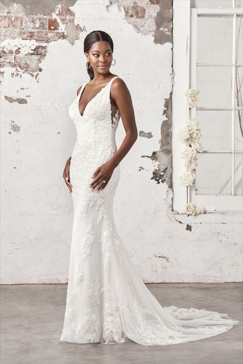 The epitome of timeless romance, this empire waistline lace fit and flare bridal gown features a modest V-neckline, V-side cutouts, and a sheer V-back. Tonal beading and sequined lace appliqués on the bodice and trickling down the skirt add something special. The dress is finished with tulle covered buttons down the back and a comfortable jersey lining. Cruise Wedding Dress, Sincerity Bridal, Girls Bridesmaid Dresses, Wedding Gown Styles, Fairy Tale Wedding Dress, Cruise Wedding, Fit And Flare Wedding Dress, Affordable Wedding Dresses, Wedding Dress Pictures