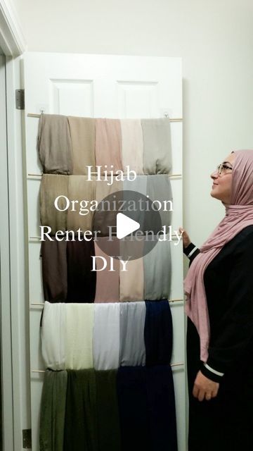 Hijab Wardrobe Storage, Hijab Organisation, Organizing Ideas For Hijab, Hijab Storage Ideas, Hijab Organization, Scarf Organization Ideas, Hijab Hanger, Hijab Organizer, Scarf Storage Ideas