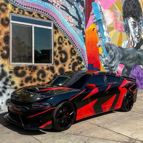 2014 Charger, Dodge Challenger Black, Hellcat Srt, Dodge Charger Hellcat, Car Paint Jobs, Dodge Charger Rt, Futuristic Shoes, Dodge Charger Srt, Charger Rt