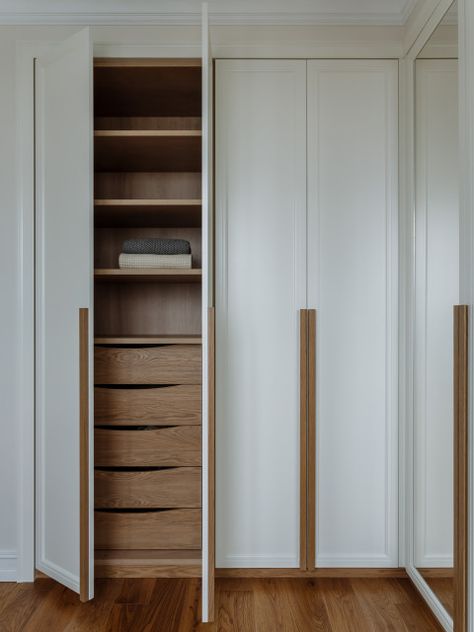 Ikea Wardrobe Design, Contemporary Closet, Bedroom Built In Wardrobe, Wooden Closet, Ikea Wardrobe, Wardrobe Designs, Wardrobe Interior Design, Build A Closet, Wardrobe Design Bedroom