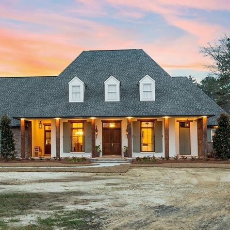 Acadian Style Front Porch, Brick Acadian Style Homes Exterior, Acadian Style Homes Exterior, French Acadian Style Homes, Acadian Cottage, Madden Home Design, Acadian Style Homes, Louisiana House, Acadian Homes