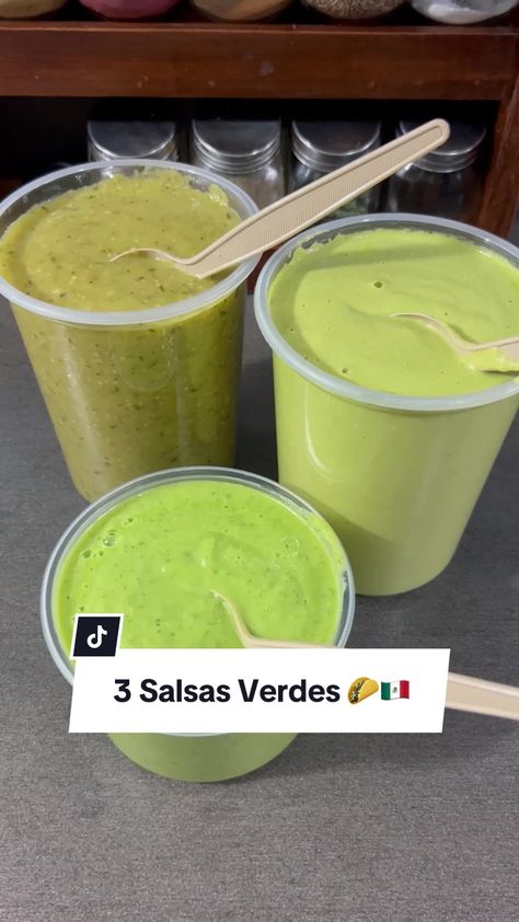 Hot Salsa Recipes, Latin Dishes, Mexican Salsa Recipes, Verde Recipe, Salsa Recipes, Homemade Sauce Recipes, Mexican Foods, Deli Food, Hispanic Food