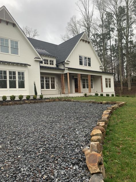 Best way to put a driveway in... is not straight!! But also careful with the curves, not everyone backs as well as I do. If you have space a great way to give guests an easy front door entry and easy on the eyes is a soft scape like this slate chip turn around area. Front Yard Road Barrier, U Driveway Ideas Front Yards, Edging For Gravel Driveway, Driveway Patio Ideas, Rock Driveway Ideas, Diy Driveway Ideas Cheap, Cheap Driveway Ideas, Gravel Parking Pad, Gravel Driveway Ideas