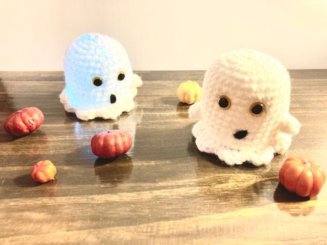 Pumpkin Pooping Ghost Crochet, Ghost Tea Light Diy, Crochet Ghosts, Tea Lights Diy, String Lights Inside, Crocheting Amigurumi, Crochet Ghost, Ghost Diy, Ghost Lights