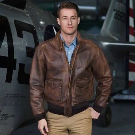 Flight Jacket Outfit, Buffalo Leather Jacket, Mustang Jacket, A2 Flight Jacket, Pilot Leather Jacket, Vintage Military Jacket, Leather Jacket Outfit Men, Leather Flight Jacket, Best Leather Jackets