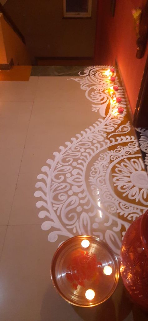 Chhath Puja Decoration At Home, Diwali Alpona Design, Chhath Puja Aesthetic, Padva Special Rangoli, Owl Alpona, Side Wall Rangoli Designs, Wall Side Rangoli Designs, Diwali Alpona, Side Rangoli Designs Easy