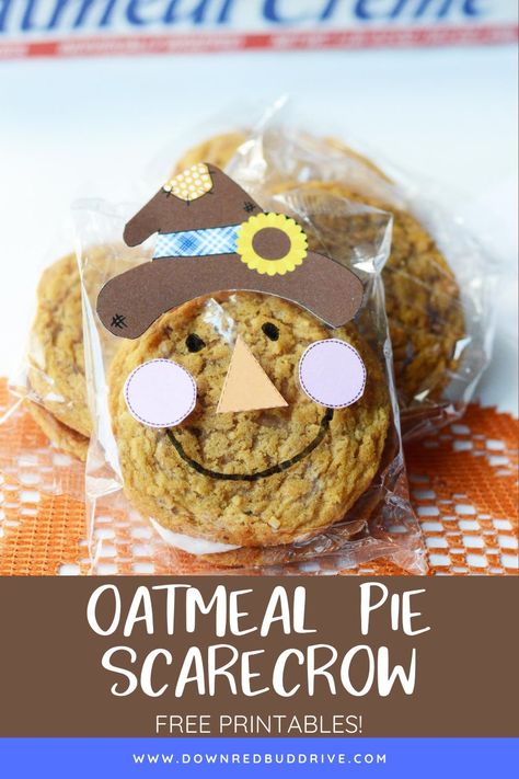 Fall Treats Kids, Soccer Snacks, Oatmeal Pie, Oatmeal Creme Pie, Oatmeal Cream, Scarecrow Crafts, Oatmeal Cream Pies, Oatmeal Cake, Lunchbox Treats