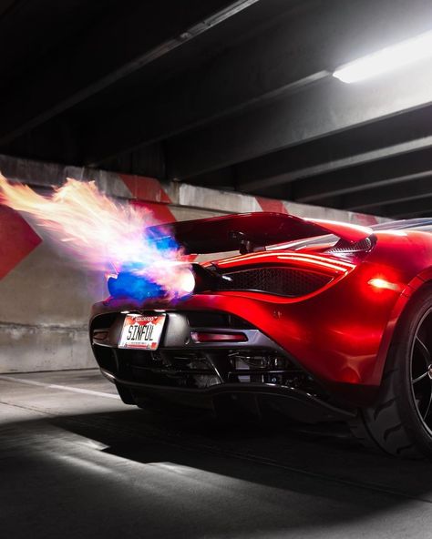 By @unrecxgnized #McLaren #720S #Exhaust #Flames #Hotcars #Supercars Mclaren 720s Aesthetic, Red Mclaren, Maclaren Cars, Red Video, Mclaren 720s, Mclaren P1, Hot Cars, Supercars, Super Cars