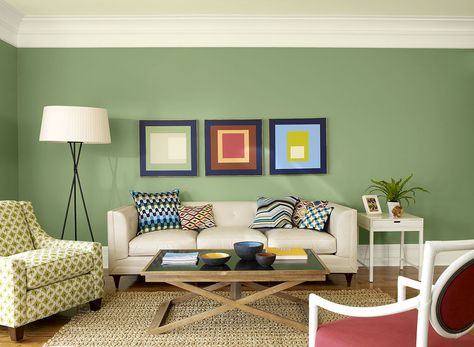 bright, bold living room - winchester sage 628 (walls), citronée 281 (ceiling), mascarpone AF-20 (trim) Green Living Room Paint, Good Living Room Colors, Green Walls Living Room, Bold Living Room, Room Color Combination, Living Room Wall Designs, Living Colors, Living Room Wall Color, Room Wall Colors