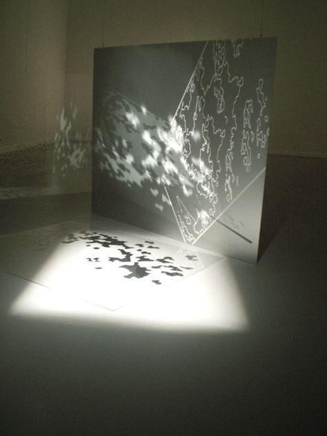 https://siobhancallaghan.wordpress.com/2012/06/11/ursula-berlot/ Light Reflection And Refraction, Reflection Art, 3d Printing Projects, New Media Art, Shadow Art, Collaborative Art, Light Sculpture, Light Project, Light Installation