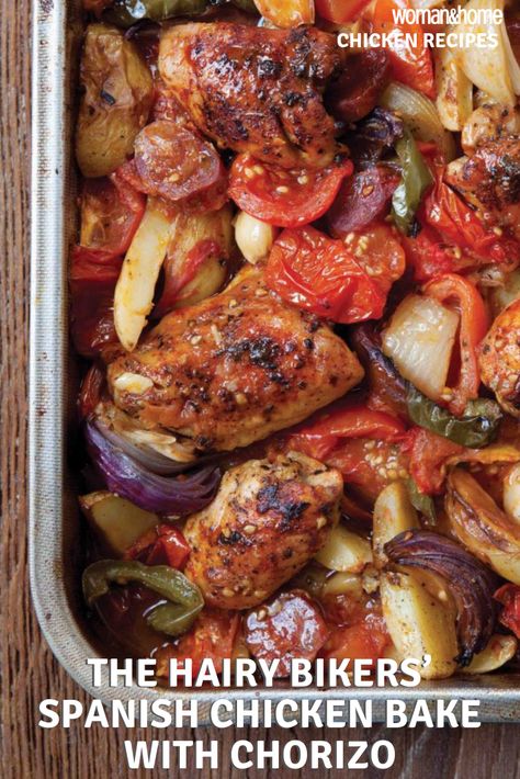 Chicken Tray Bake Recipes, Bake Dinner, Chicken Tray Bake, Paleo Snack, Spanish Chicken, Chorizo Recipes, Tray Bake Recipes, Tray Bake, Lemon Garlic Chicken