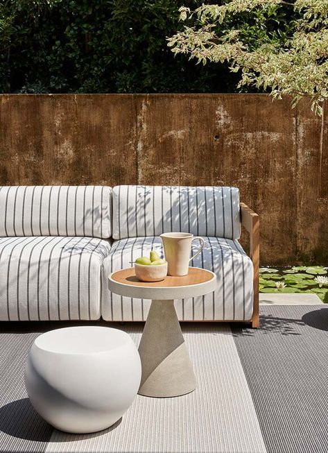 CLAUD OPEN AIR | Meridiani Garden Side Table, Terrace Furniture, Side Table Design, Design Del Prodotto, Outdoor Landscaping, Lounge Sofa, Modular Sofa, Open Air, Sofa Design