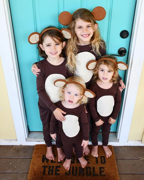 Welcome to the jungle! Loving these DIY monkey costumes by @oneloamaui using Leveret PJs 🤎 Monkey Costume Diy, Diy Monkey Costume, Monkey Jumping On The Bed, Kids Monkey Costume, Monkey Jumping, Monkey Costume, Jumping On The Bed, Monkey Costumes, Diy Projects For Kids