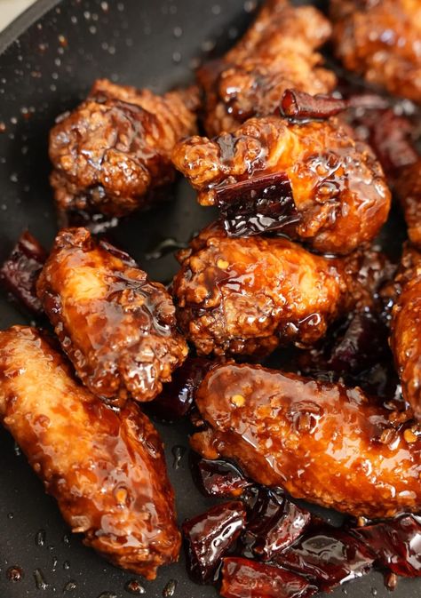 Cj Eats, Soy Garlic Chicken, Marinated Chicken Wings, Garlic Wings, Garlic Chicken Wings, Chicken Wing Sauces, Fantastic Recipes, Soy Chicken, Soy Recipes