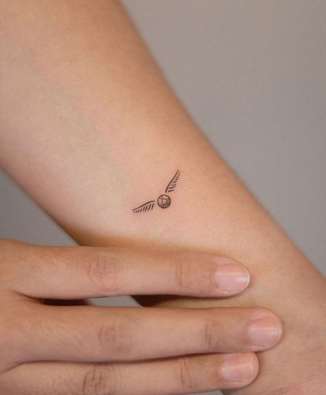 Small Hp Tattoos, Minimalist Tattoo Harry Potter, Minimal Harry Potter Tattoo, Mini Harry Potter Tattoo, Harry Potter Small Tattoo, Harry Potter Minimalist Tattoo, Simple Harry Potter Tattoo, Tatuajes Harry Potter, Subtle Harry Potter Tattoo